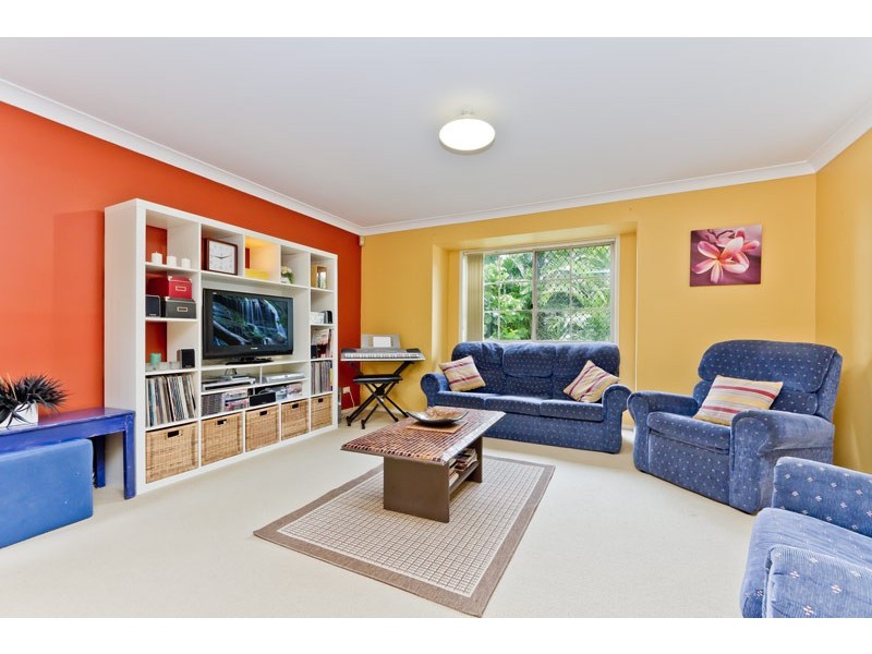 18 Saraband Drive, Eatons Hill QLD 4037