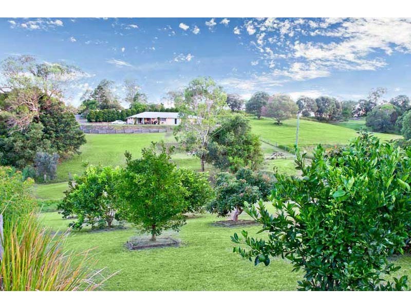 15 Edmonds Court, Dayboro QLD 4521