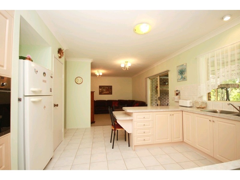 11 Jackaroo Court, Dayboro QLD 4521