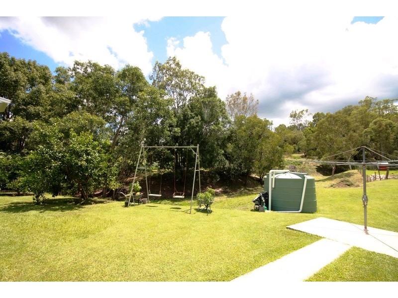 11 Jackaroo Court, Dayboro QLD 4521