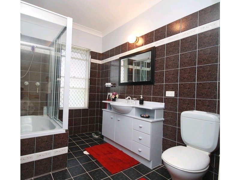 11 Jackaroo Court, Dayboro QLD 4521