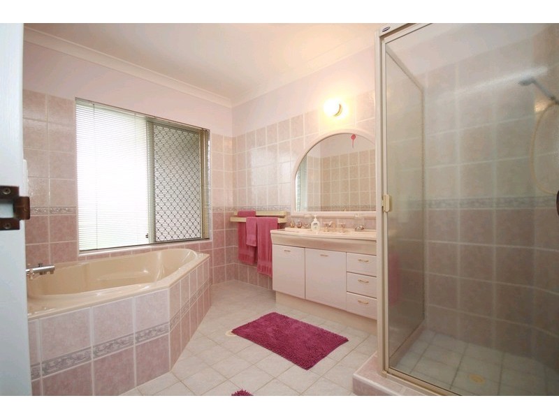 11 Jackaroo Court, Dayboro QLD 4521