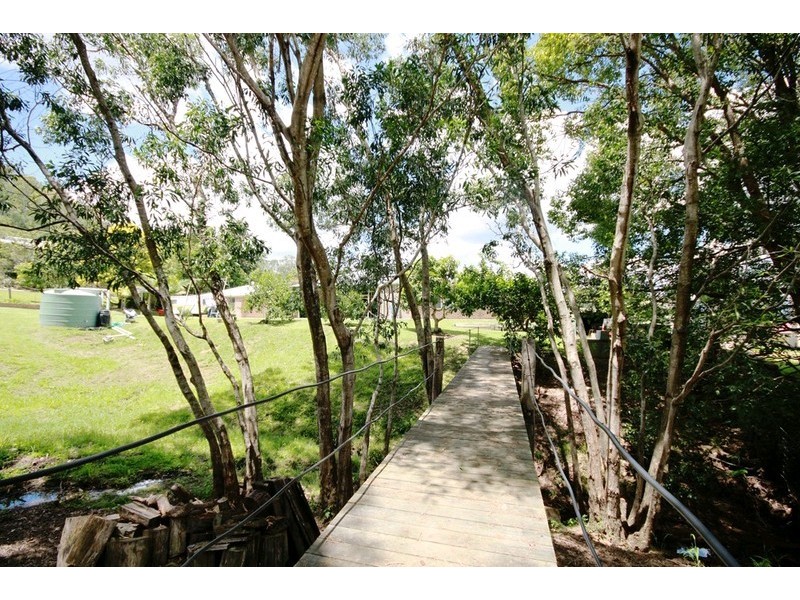 11 Jackaroo Court, Dayboro QLD 4521