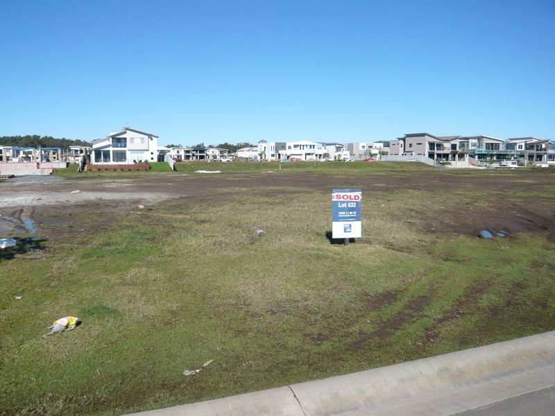 23 Harbourvue Court, Helensvale QLD 4212