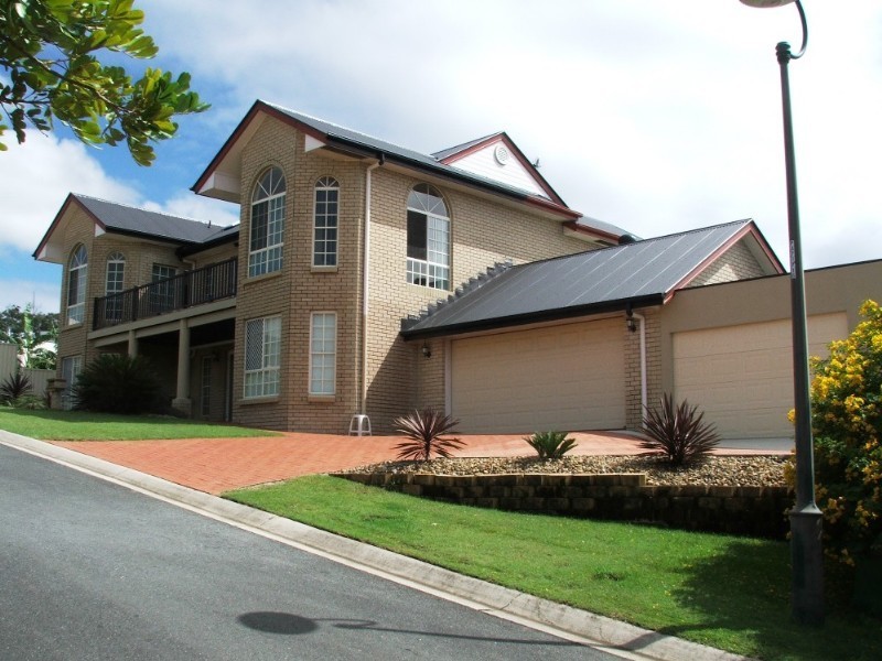 2 Ramada Place, Highland Park QLD 4211