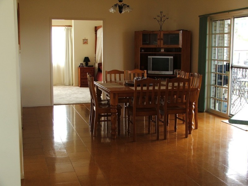 2 Ramada Place, Highland Park QLD 4211