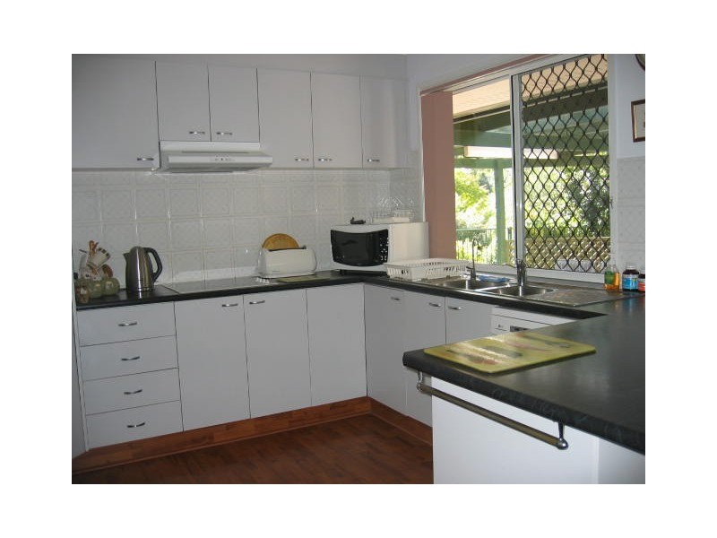 25 Carpenter Court, Worongary QLD 4213