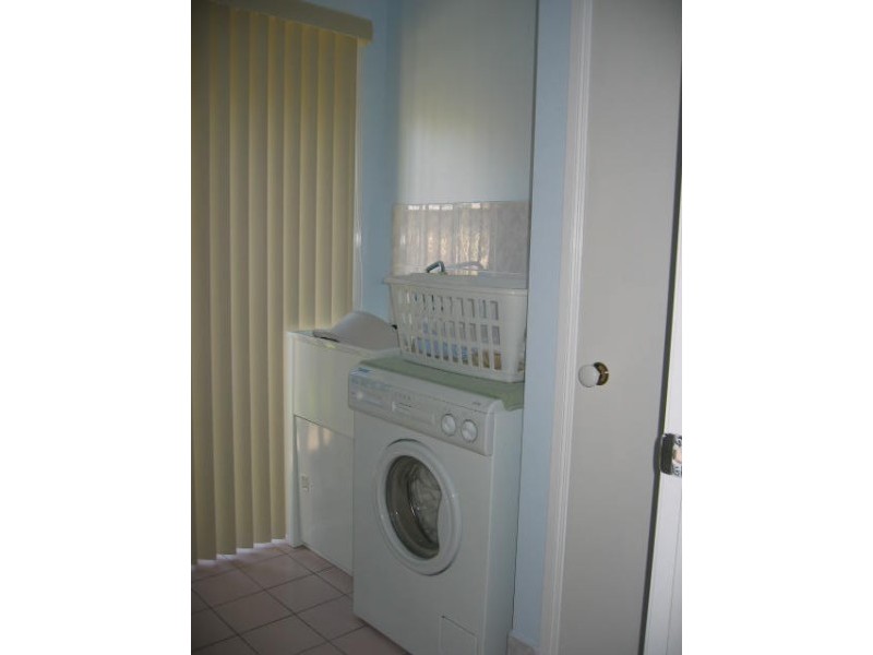 25 Carpenter Court, Worongary QLD 4213