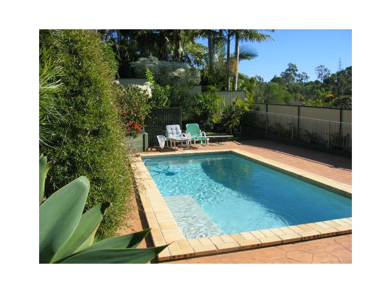 25 Carpenter Court, Worongary QLD 4213