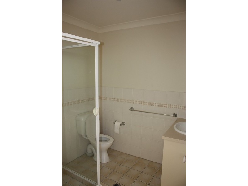 1/78 Kincaid Drive, Highland Park QLD 4211