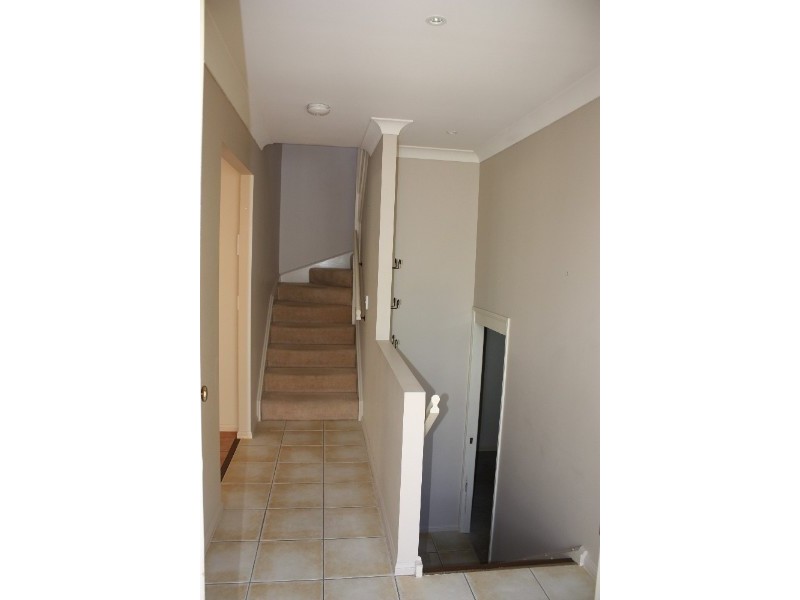 1/78 Kincaid Drive, Highland Park QLD 4211