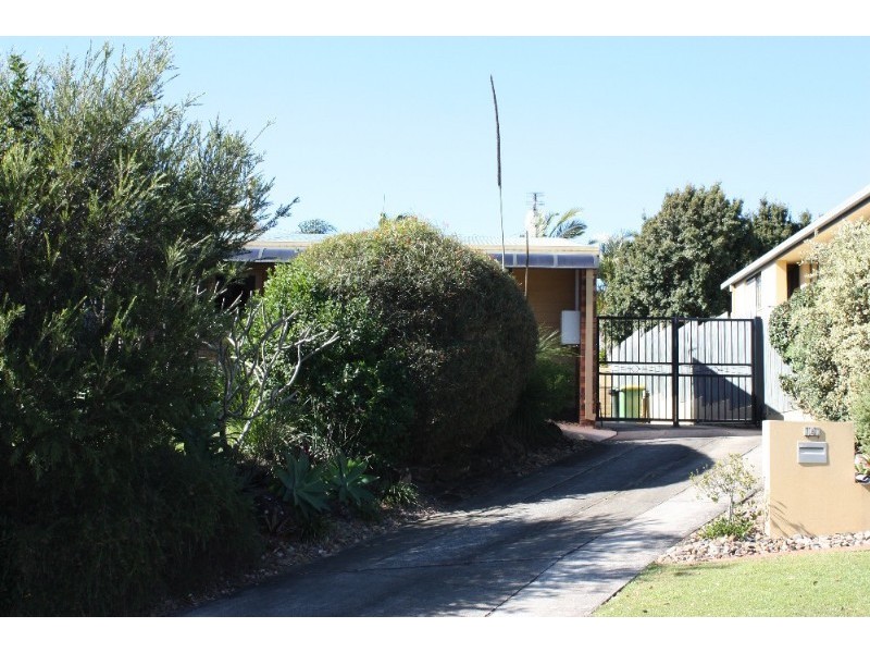 8 Grevillia  Avenue, Southport QLD 4215