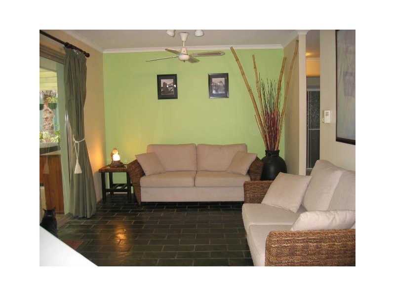 21 Levestam Court, Carrara QLD 4211