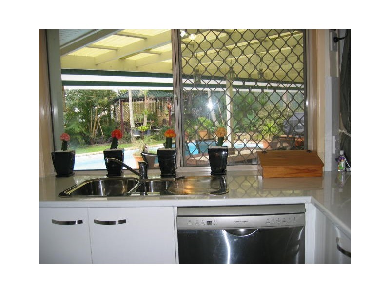 21 Levestam Court, Carrara QLD 4211