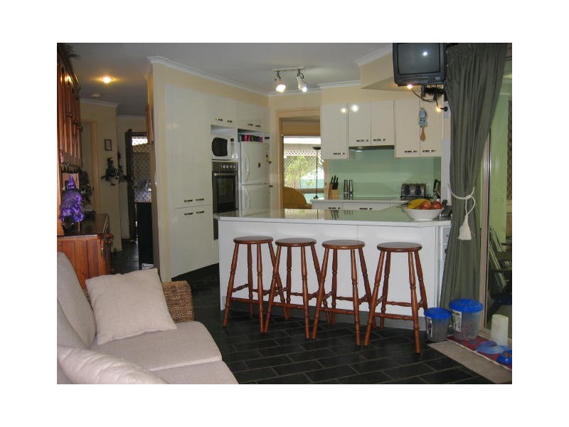 21 Levestam Court, Carrara QLD 4211