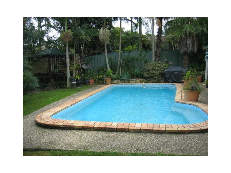 21 Levestam Court, Carrara QLD 4211