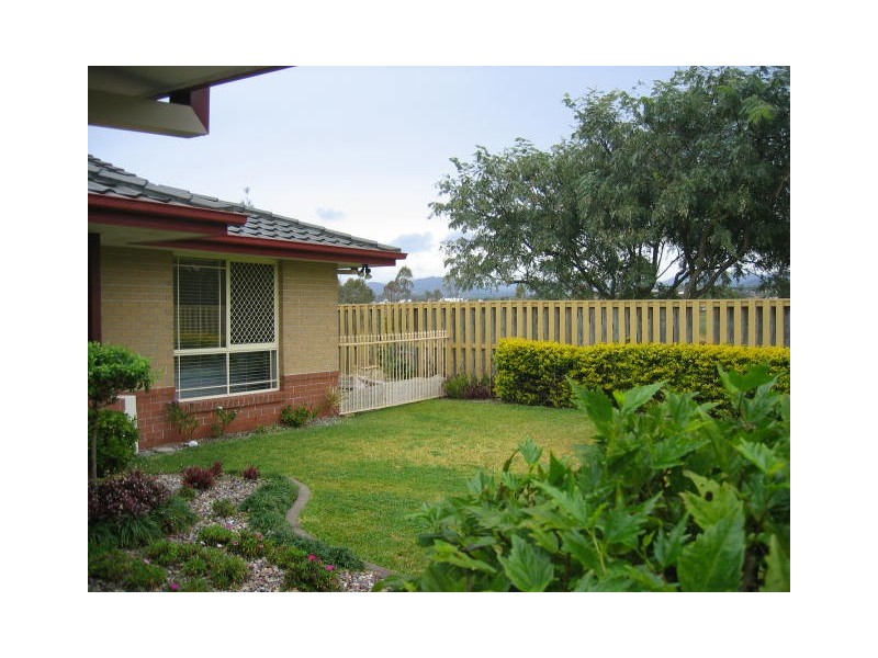 1/10 Dauphin Crescent, Merrimac QLD 4226