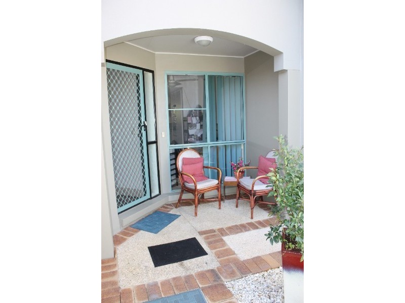 11/19 Santa Barbara Road, Hope Island QLD 4212