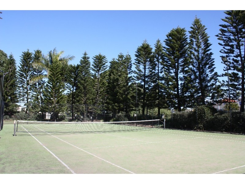 11/19 Santa Barbara Road, Hope Island QLD 4212