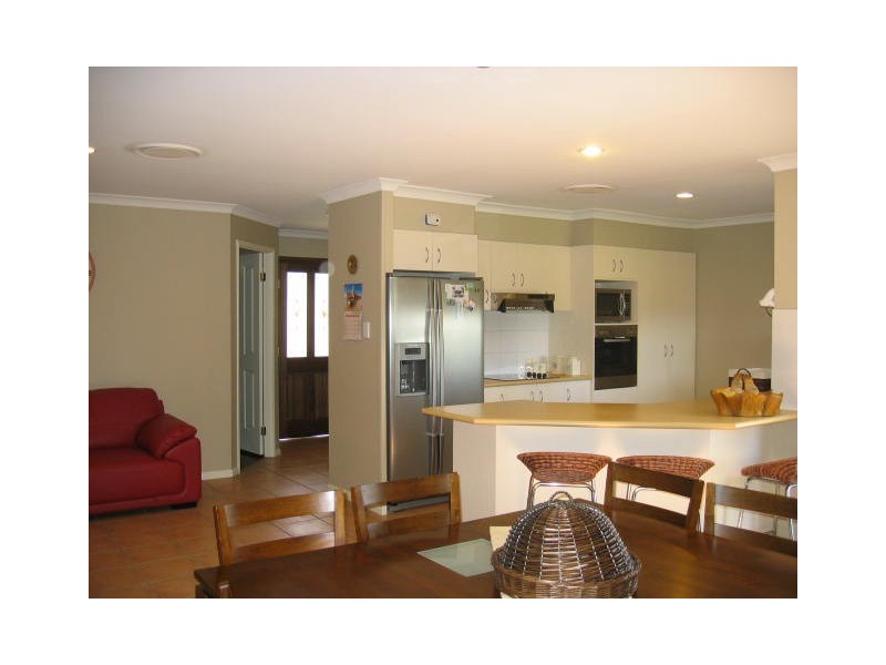 23 Tiger Drive, Arundel QLD 4214