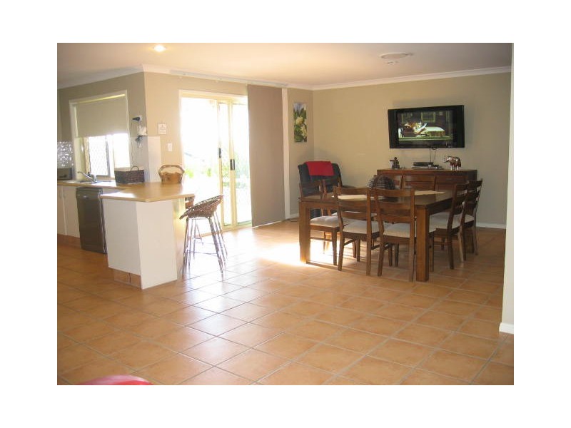 23 Tiger Drive, Arundel QLD 4214