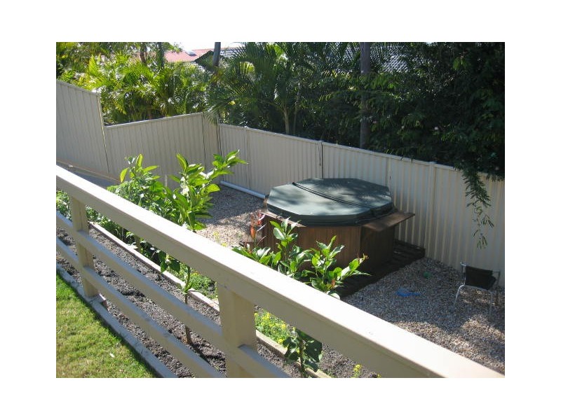 23 Tiger Drive, Arundel QLD 4214