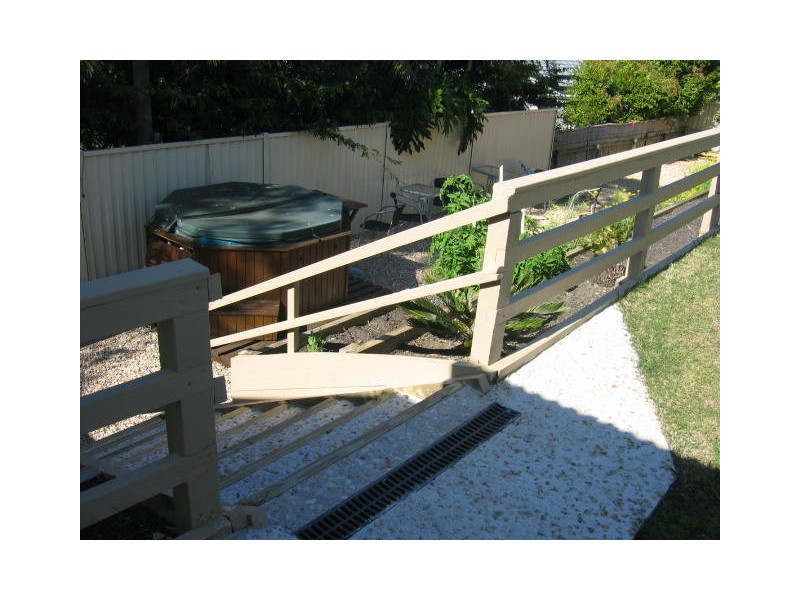 23 Tiger Drive, Arundel QLD 4214