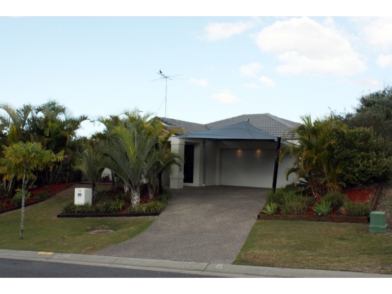 13 Brissendon Street, Maudsland QLD 4210