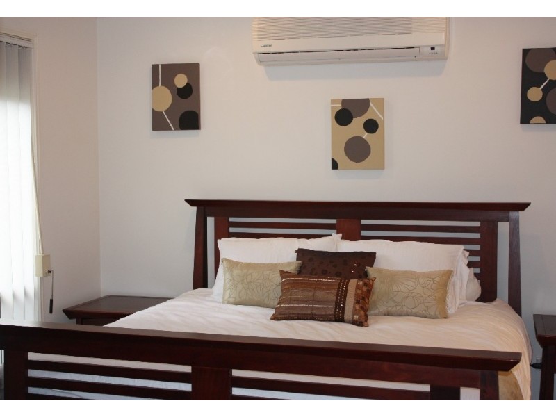 13 Brissendon Street, Maudsland QLD 4210