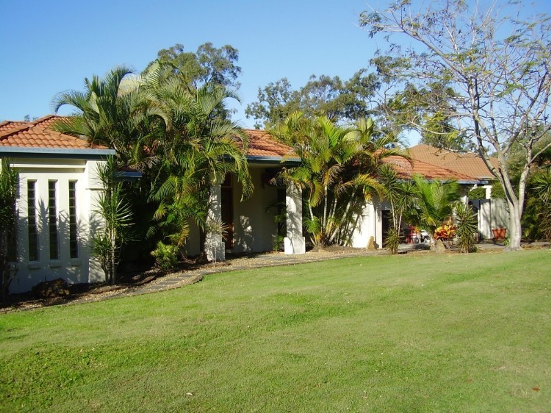 23 Highvale Drive, Helensvale QLD 4212
