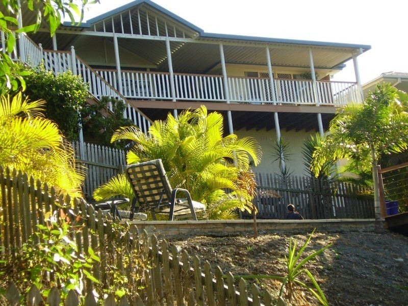 23 Highvale Drive, Helensvale QLD 4212