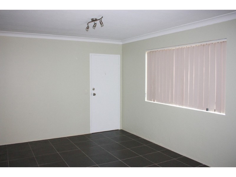 1/44 Oceanic Drive, Mermaid Waters QLD 4218