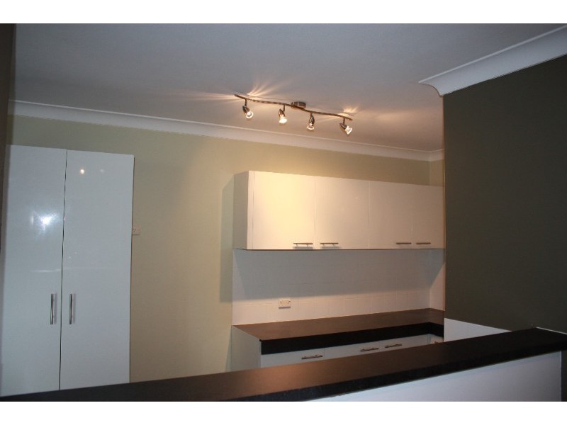 1/44 Oceanic Drive, Mermaid Waters QLD 4218