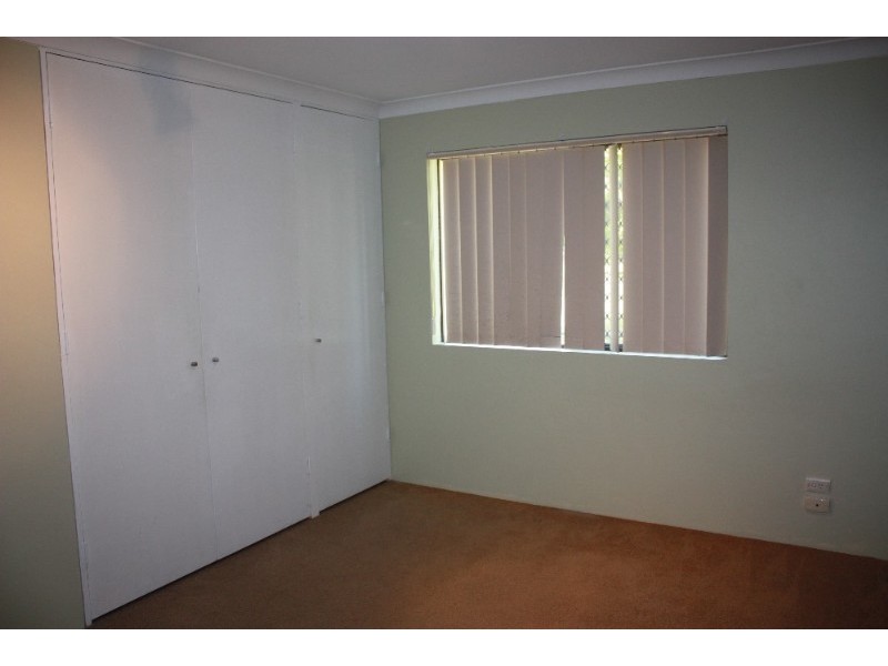 1/44 Oceanic Drive, Mermaid Waters QLD 4218