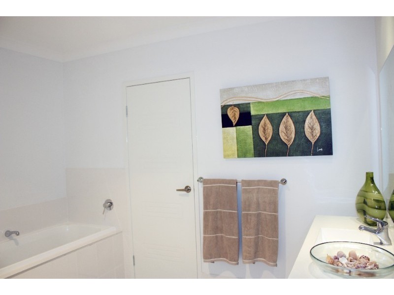 47 Runway Drive, Upper Coomera QLD 4209