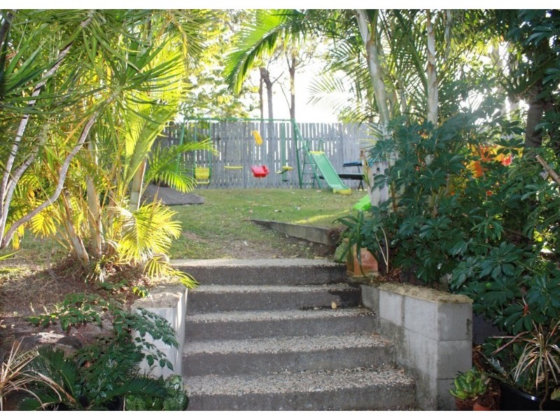 27 Barrine Drive, Worongary QLD 4213