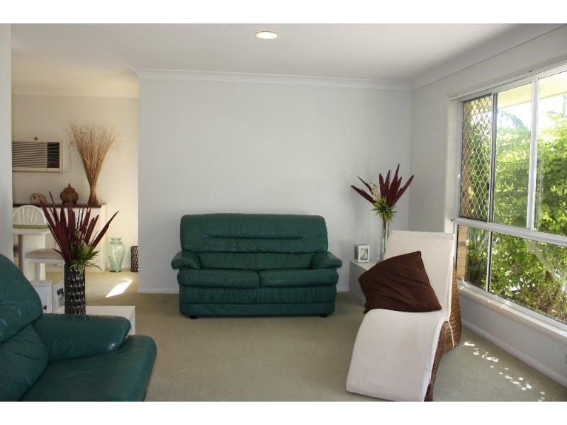 10 Open Drive, Arundel QLD 4214