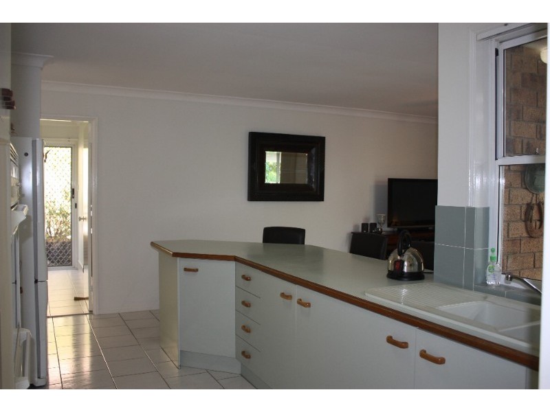 10 Open Drive, Arundel QLD 4214