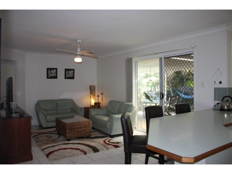 10 Open Drive, Arundel QLD 4214