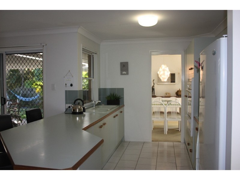 10 Open Drive, Arundel QLD 4214