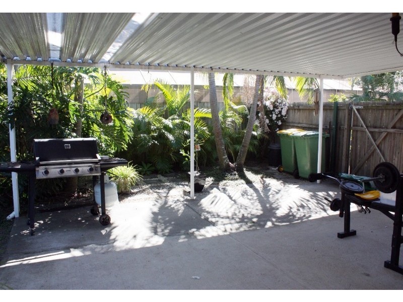 10 Open Drive, Arundel QLD 4214