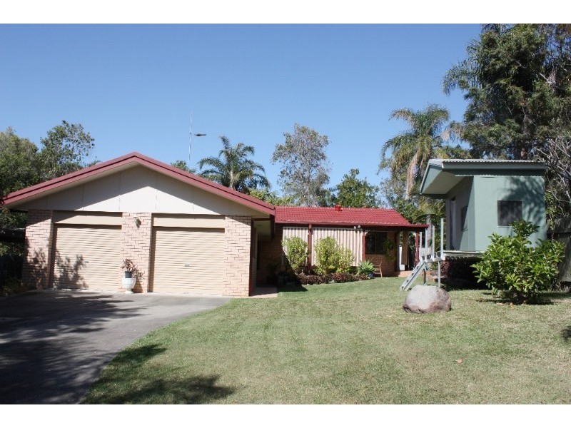3 Horsham Place, Helensvale QLD 4212