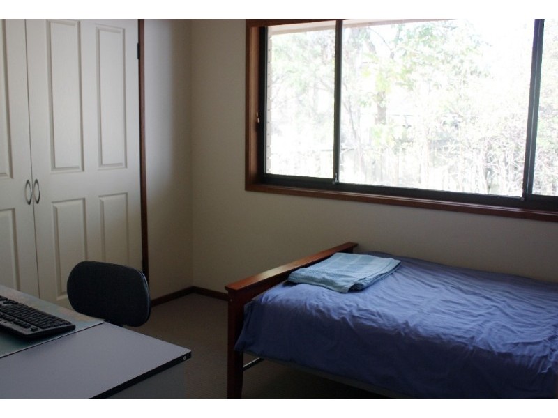 3 Horsham Place, Helensvale QLD 4212