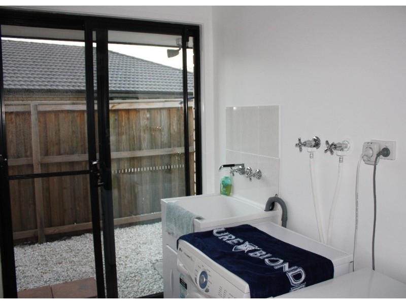 15 Bader Road, Upper Coomera QLD 4209