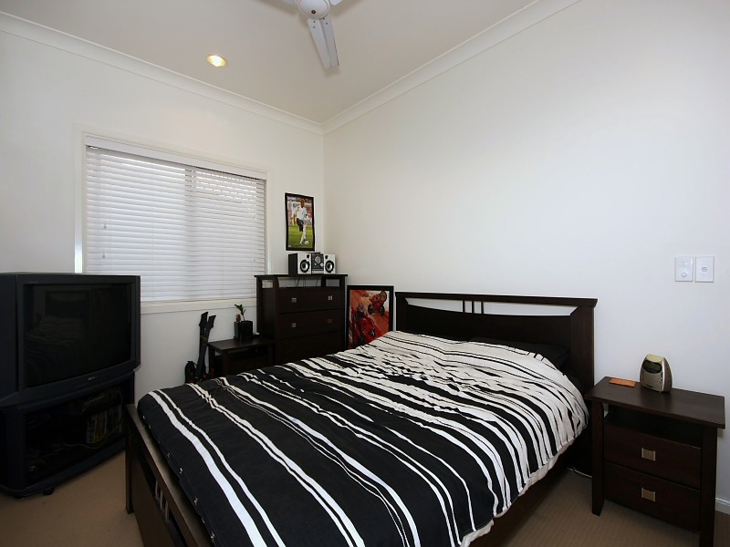 5 Ivor Court, Benowa QLD 4217