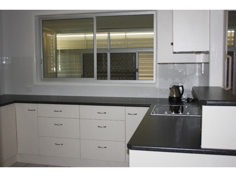 132 Monaco Street, Broadbeach Waters QLD 4218