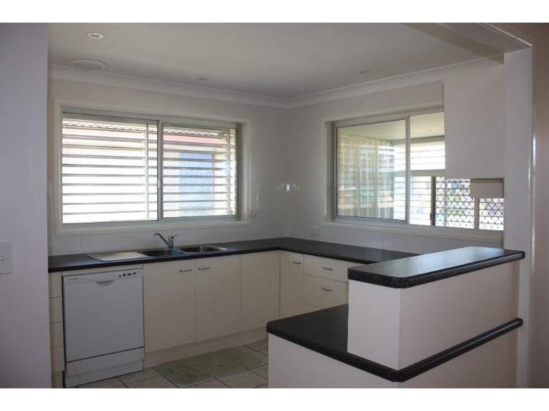 132 Monaco Street, Broadbeach Waters QLD 4218