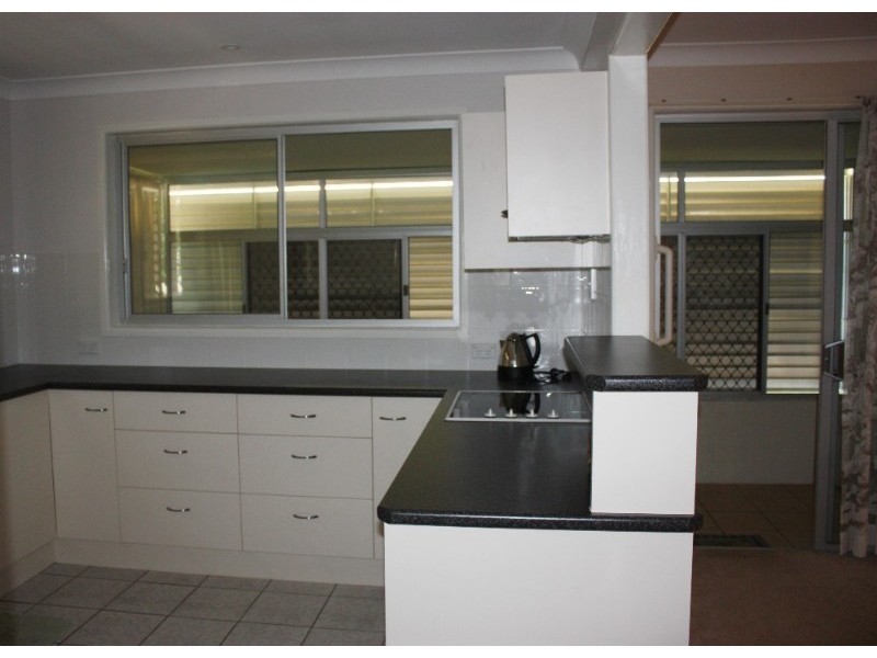 132 Monaco Street, Broadbeach Waters QLD 4218