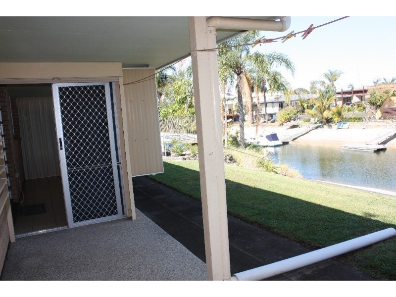 132 Monaco Street, Broadbeach Waters QLD 4218