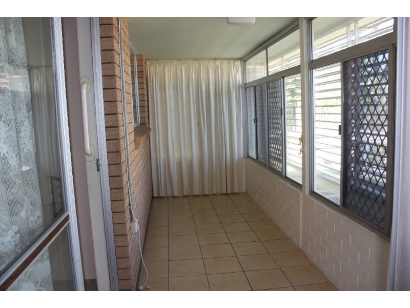 132 Monaco Street, Broadbeach Waters QLD 4218